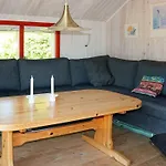 בית נופש 6 Person In Hadsund-by Traum